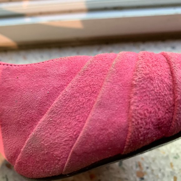 Stylish Pink Suede Slingback Shoes with Glitter Accents - Picture 11 of 12